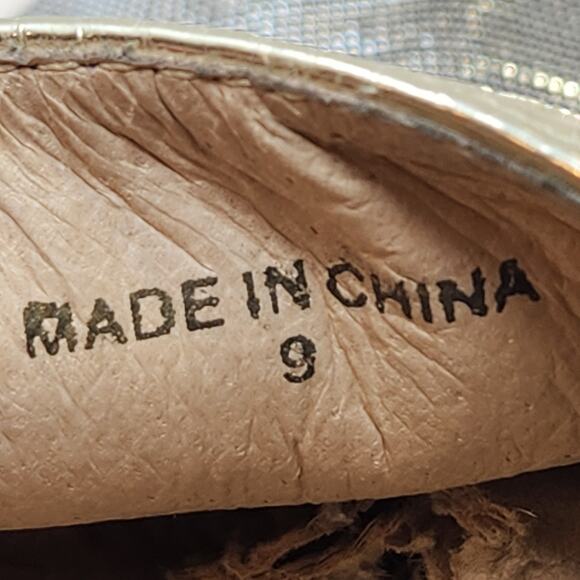 J Slides NYC Metallic Slip On Sneakers Size 9 Zipper Details Gold Silver Casual - Picture 6 of 9